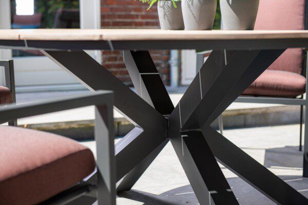 Edison Tisch Ø 148 x H74 cm carbon black / light teak Vironwood – Bild 4