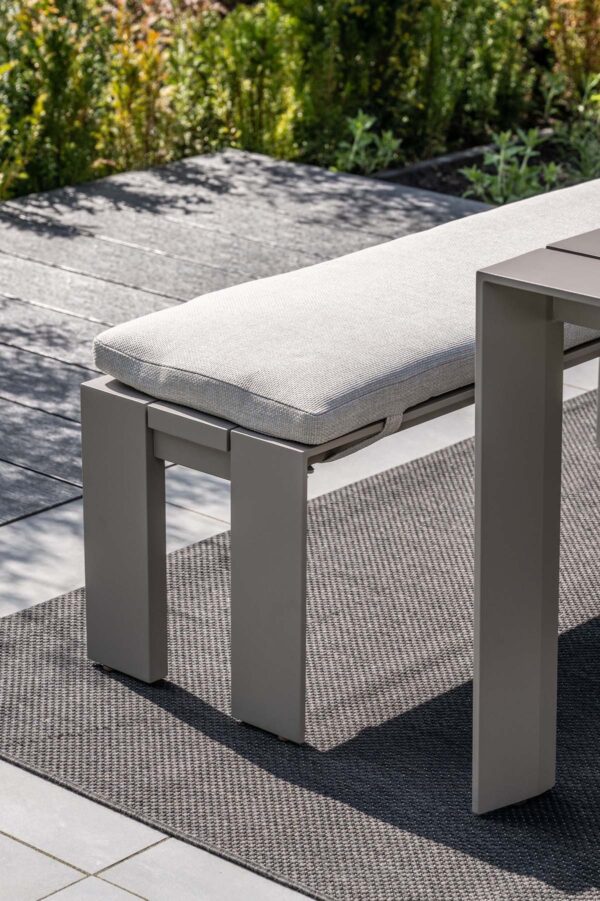Levanto Bank 115.5 x 39 x H45 cm taupe / valley sand – Bild 5