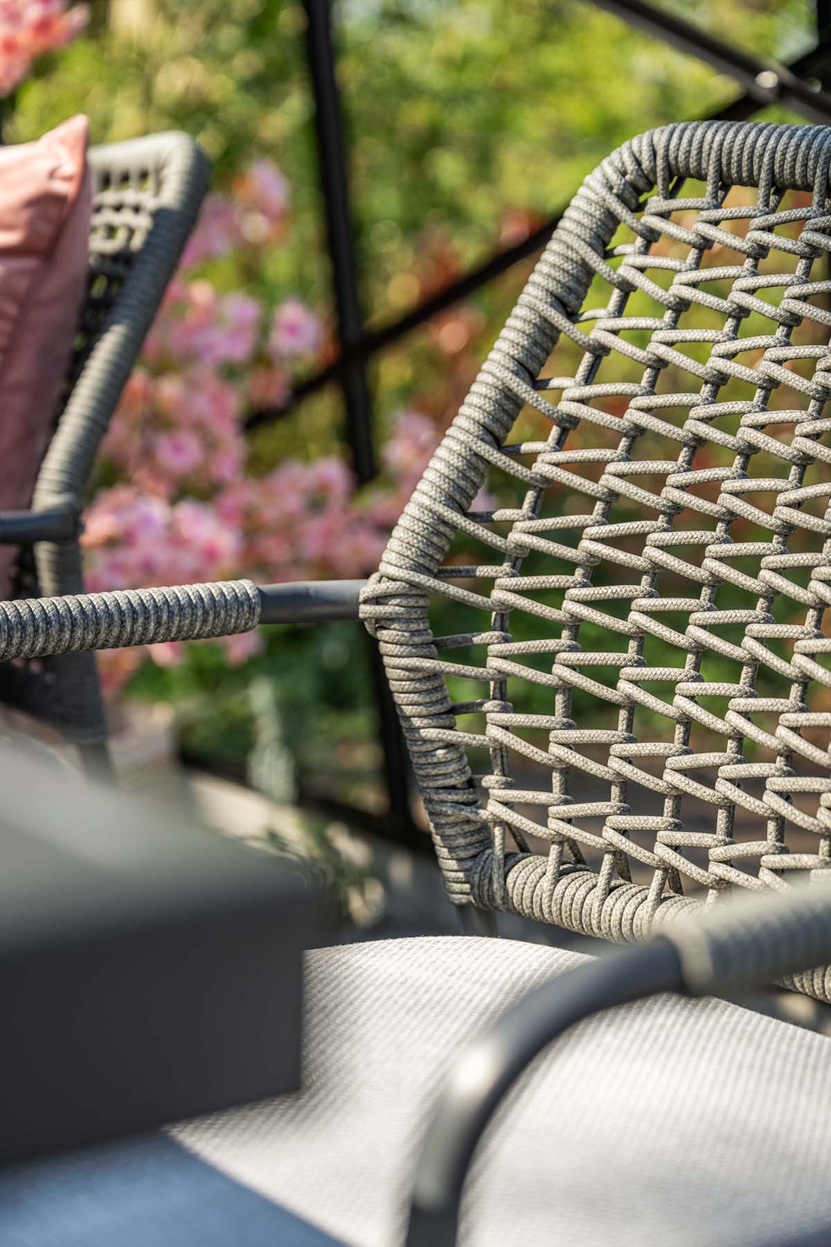 Swifty Dining Stuhl carbon black / rope grey / valley sand – Bild 9