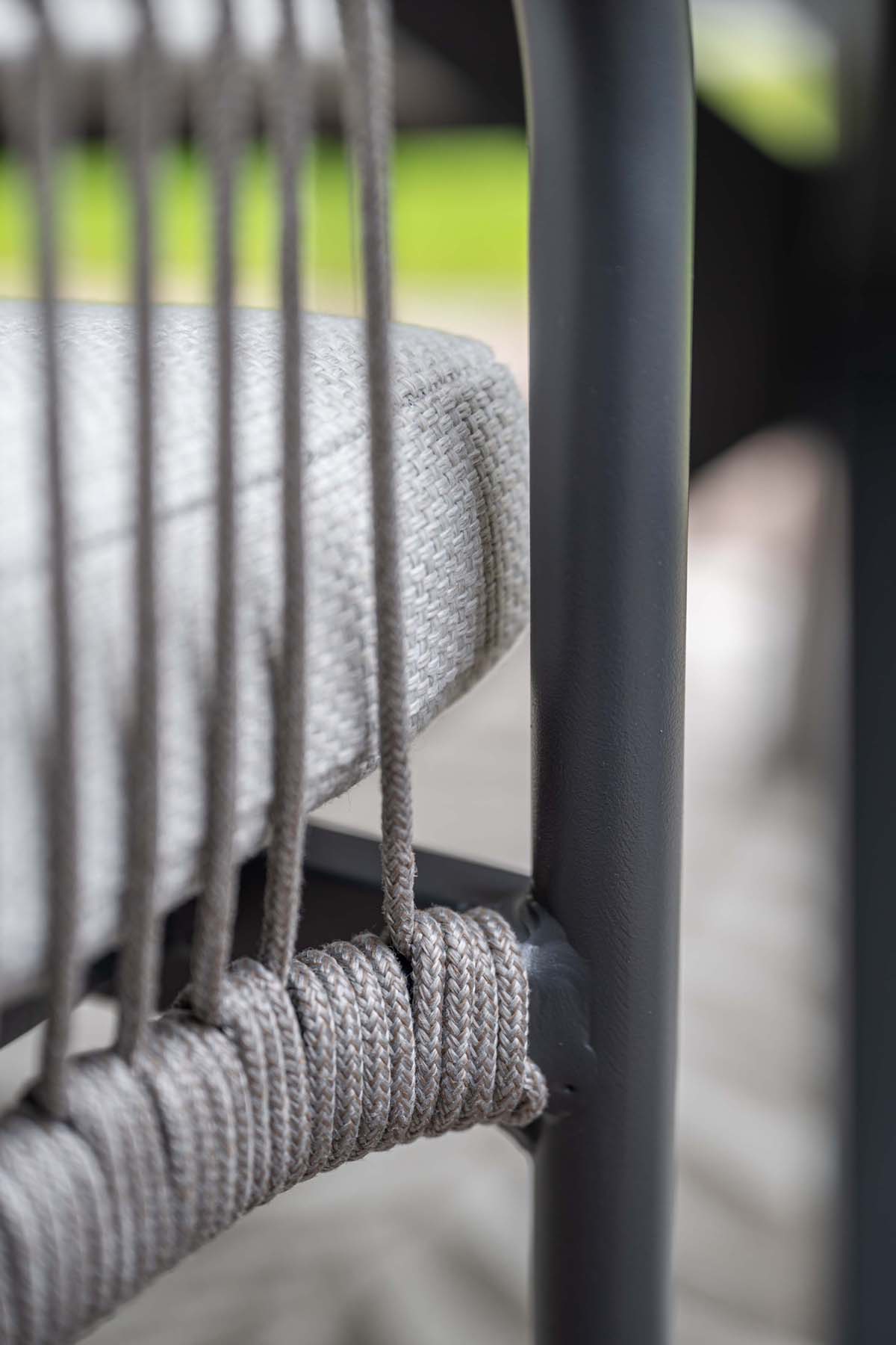 Raxa Dining Stuhl carbon black / rope taupe / valley sand – Bild 9